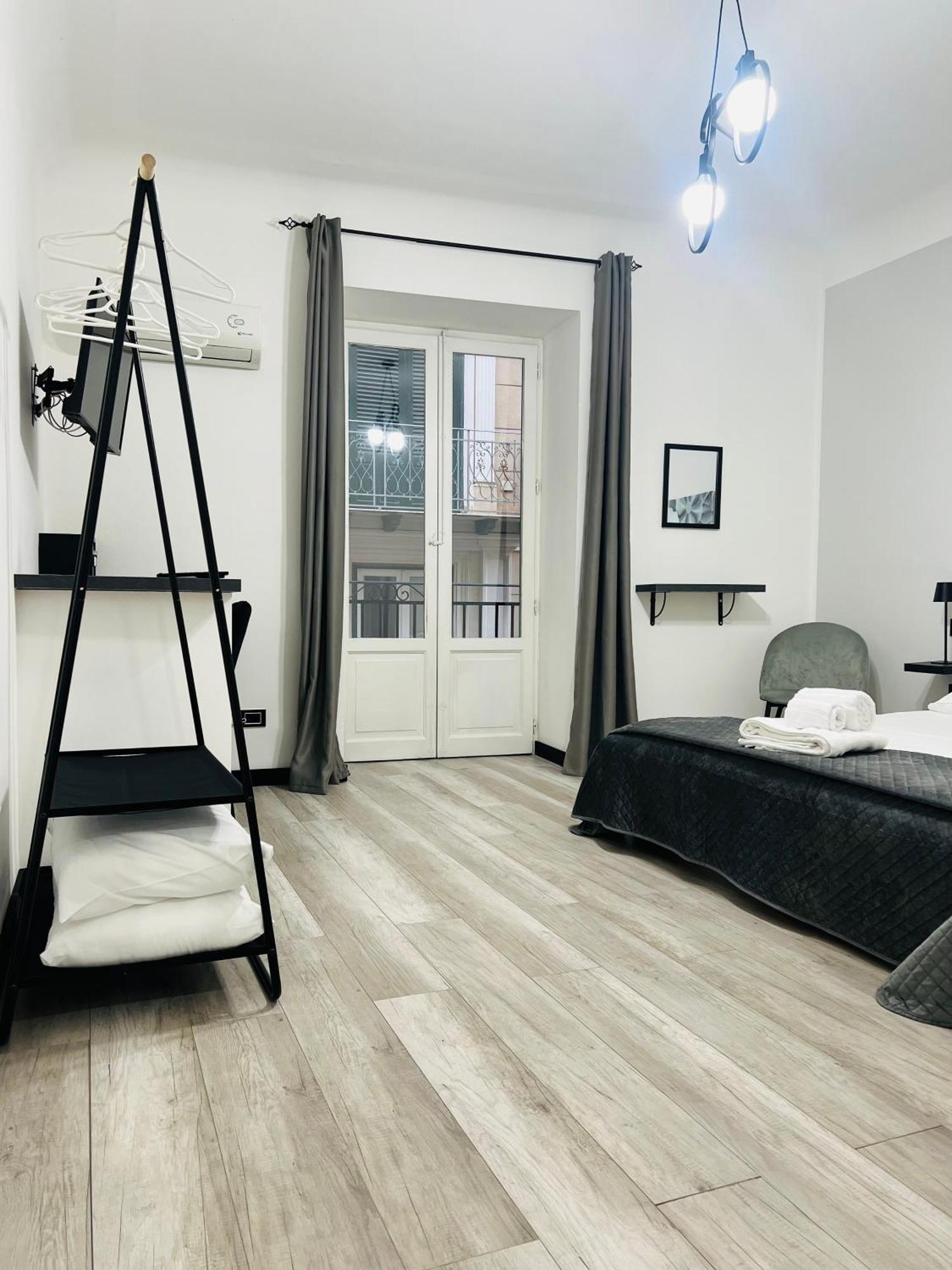 Bibi Rooms And Suite Palermo Ngoại thất bức ảnh